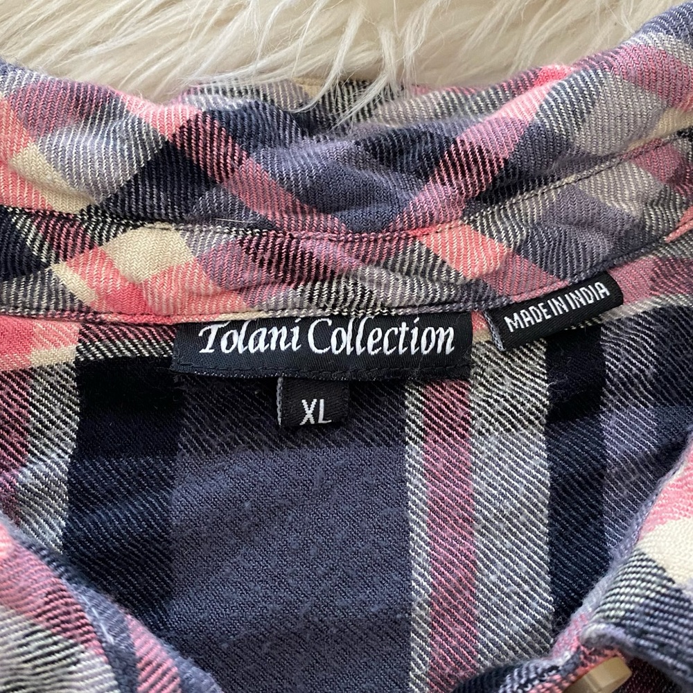 Tolani Pink Gray Plaid Print Back Button Front Tunic Top Relaxed Fit Shirt - Picture 10 of 10
